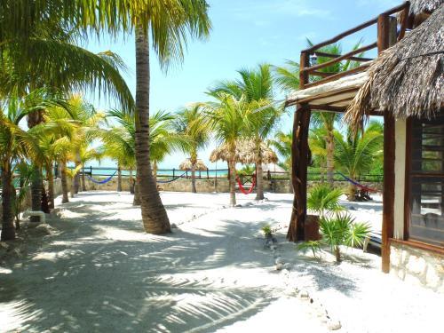 Aparthotel Guesthouse Holbox Apartments & Suites