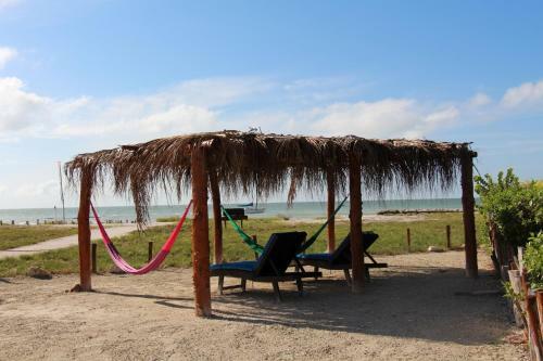 Aparthotel Guesthouse Holbox Apartments & Suites
