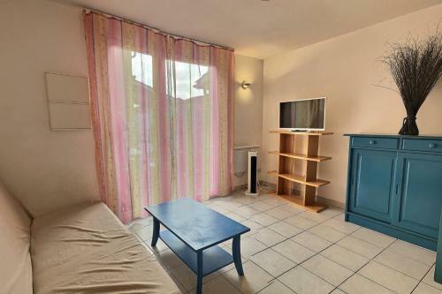 A 450m de La Plage - Agr�able Pavillon Avec Pisicine Commune