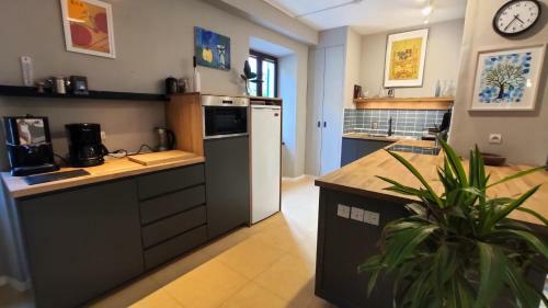 Apartamento The Old School House, Les Ougiers