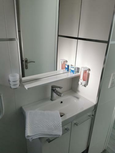 Appartement Dans Villa Mimosa , Vue Mer