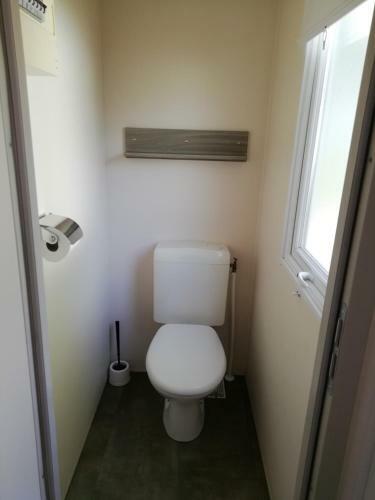 Mobile Home - Clim, Tv - Camping 4 �toiles - 009