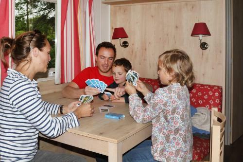 Camping Le Nid Du Parc
