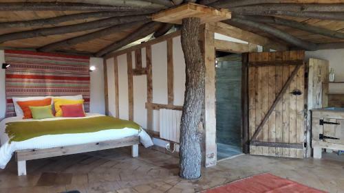 Bed & Breakfast Cabanes Tr�sors de Campagne,spas Privatifs