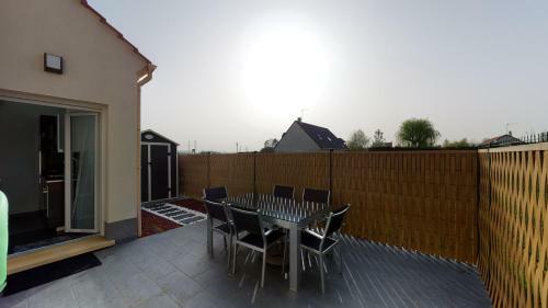 Paris House