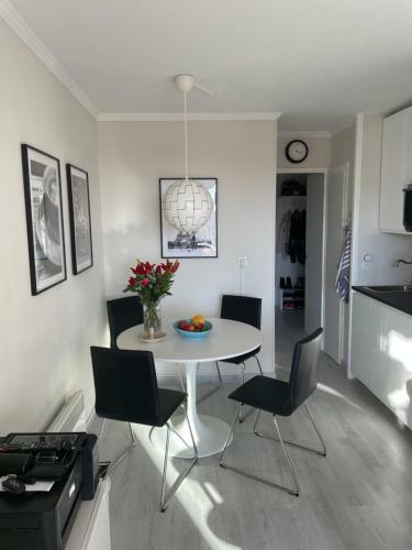 Apartamento Nyrenoverad L�genhet Med Havsutsikt