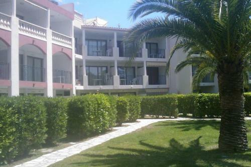 Apartamento La Petite Cachette - Pool And 150m To The Beach