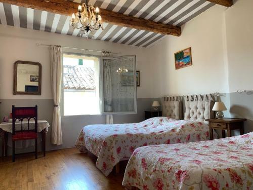 Hostal La Sarrasine