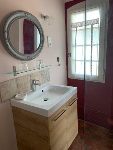 Hostal La Sarrasine