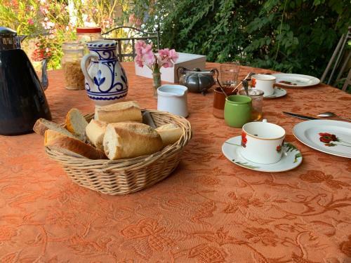 Hostal La Sarrasine