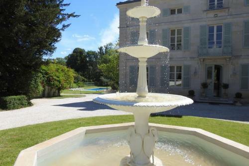 Villa Demeure de Prestige Avec Piscine Chauff�e Et Spa