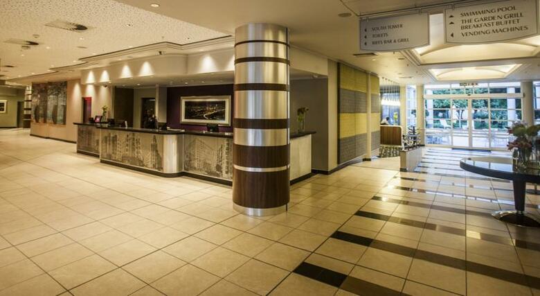 Hotel Garden Court Sandton City