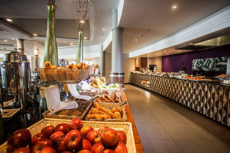 Hotel Garden Court Sandton City