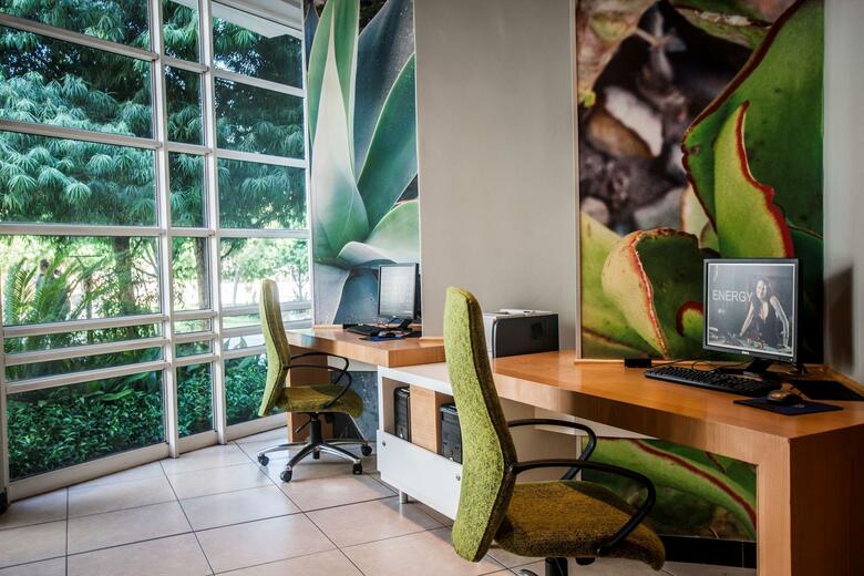 Hotel Garden Court Sandton City