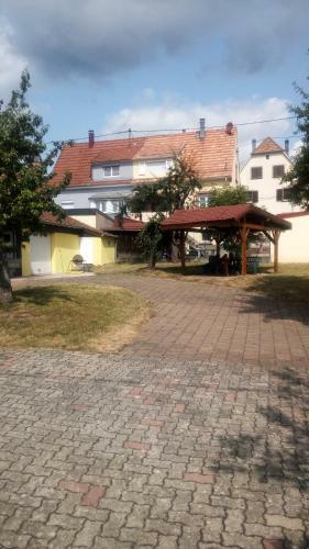 Apartamento G�te Yves