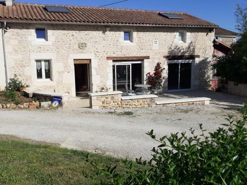 Bed & Breakfast Domaine Du Pompinaud Accessible Pmr