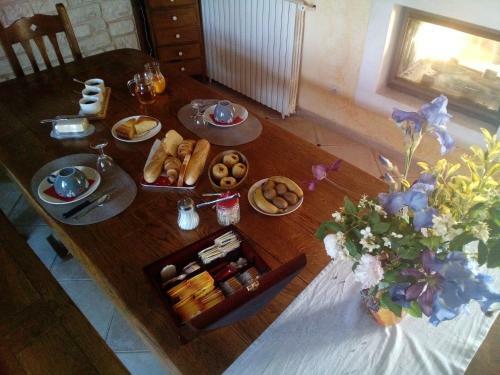 Bed & Breakfast Domaine Du Pompinaud Accessible Pmr