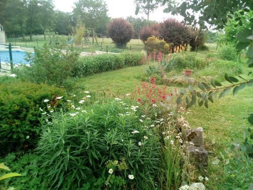 Bed & Breakfast Domaine Du Pompinaud Accessible Pmr