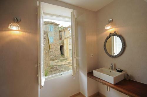Bed & Breakfast Casale Lucrezia