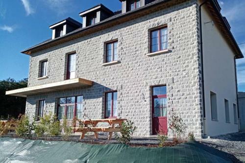 G�te De Granit Bleu