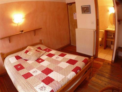 Hostal La Ptite Auberge