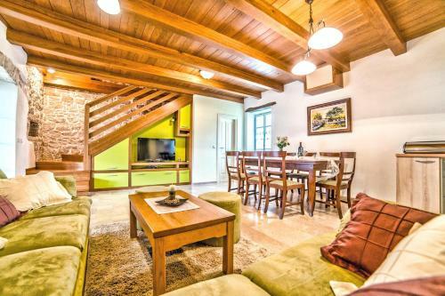 Holiday Home Bubani 111