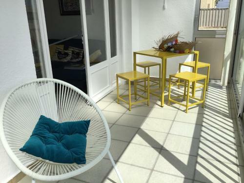 Maison de Vacances Avec Jardin � 50 M de La Plage