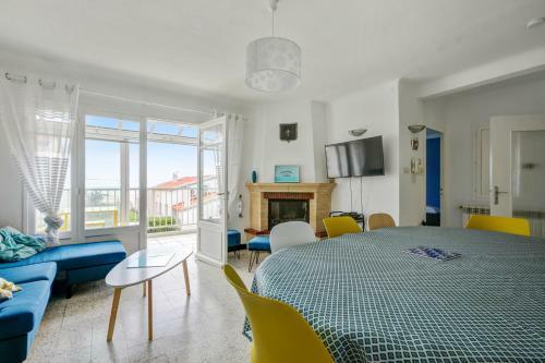 Maison de Vacances Avec Jardin � 50 M de La Plage