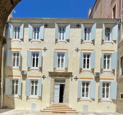 Hostal Chambre Lyre Maison de L'�glise Du Couvent