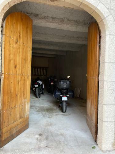 Hostal Appartement Maison de L'�glise Du Couvent