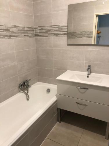 Apartamento Mandelieu 3 Rivi�res Dernier �tage B5