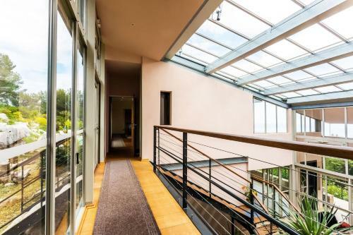 Villa Dyonis Vi4231by Riviera Holiday Homes