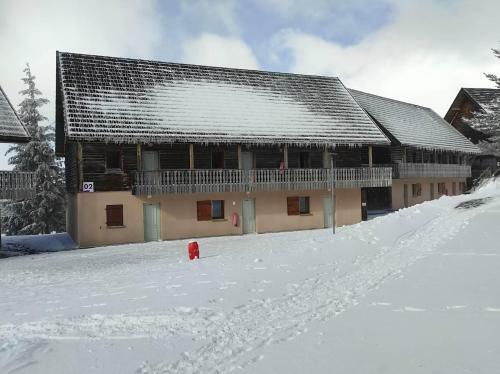 Apartamento Appartement Plain Pied Paisible Dans R�sidence 1200m