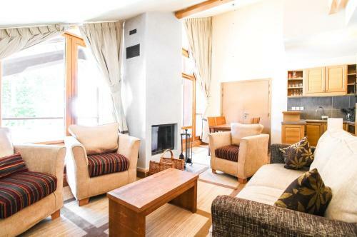 Apartamento Cosy, Modern 2-bed With Fireplace & Beautiful Views