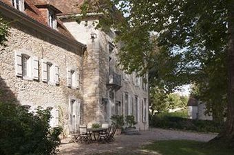 Hostal Ch�teau D`orion