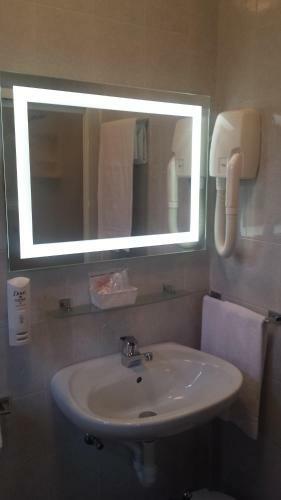 Hotel Garni Castel Ferari