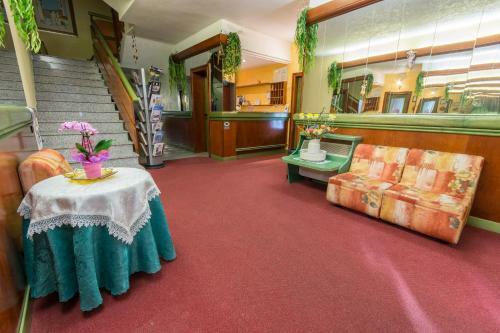 Hotel Garni Castel Ferari