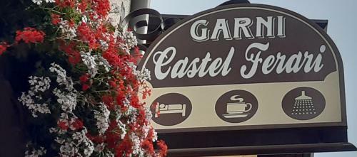 Hotel Garni Castel Ferari
