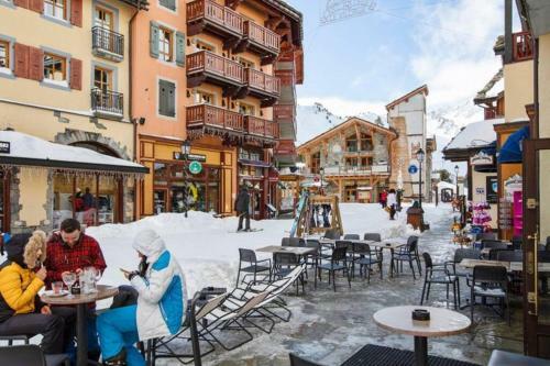 Apartamento Arc 1950 2bdrm 6/8 Guests Ski-in/out Pool+jacuzzi