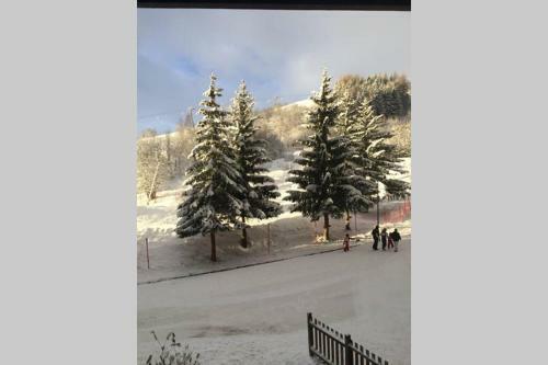 Apartamento Studio Tr�s Chaleureux Et Enti�rement Remis � Neuf
