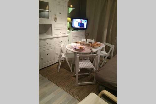 Apartamento Studio Tr�s Chaleureux Et Enti�rement Remis � Neuf