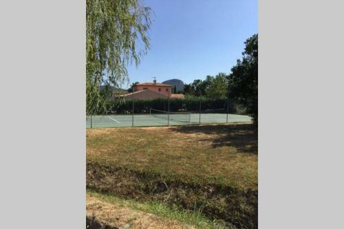 Mazet 6 Pers. (Piscine) 20 Mn de Frejus/st Maxime