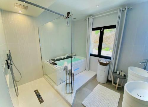 Villa Prestige Au Bord de L'eau- Pietracorbara