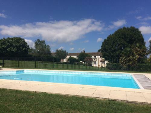 Bed & Breakfast Logis De Chenac