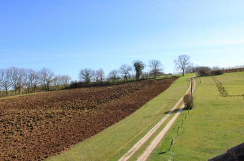 Beautiful Pigeonnier With Sensational Surroundings