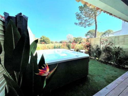 Jolie Villa Avec Jacuzzi A 1km de La Plage de Cala Rossa