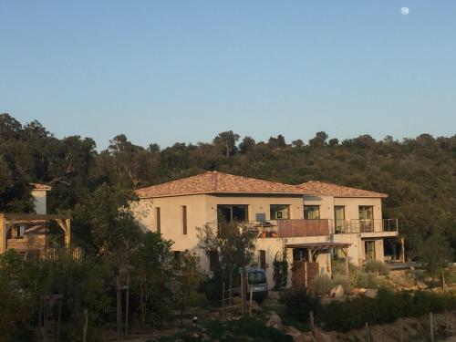 Bed & Breakfast Chambre D'h�tes C�t� Maquis