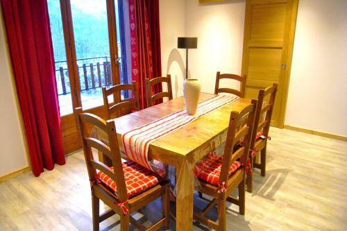 Chalet 8 Personnes, Face Aux Montagnes