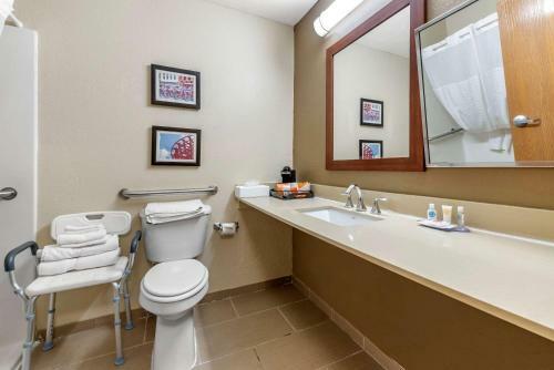 Hotel Comfort Inn And Suites Cincinnati