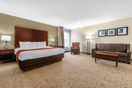 Hotel Comfort Inn And Suites Cincinnati